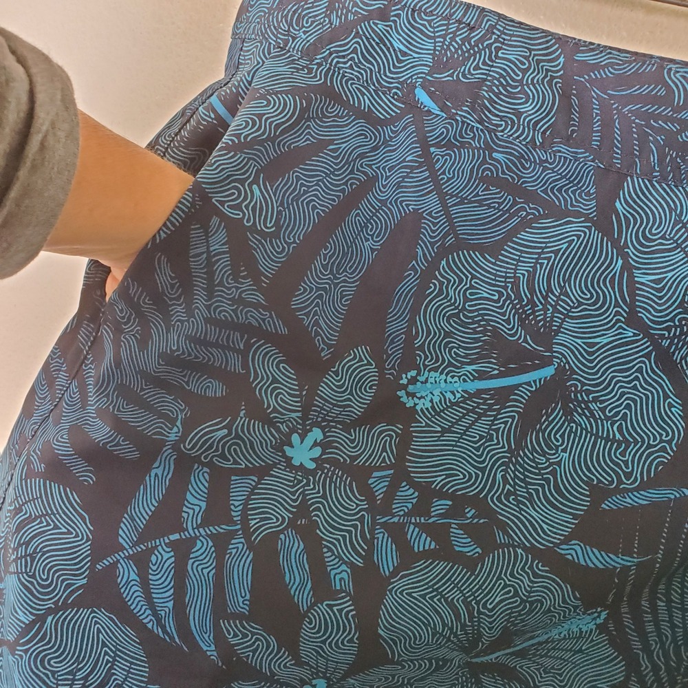 RipSkirt Hawaii Wrap Skirt Blue Tropical Floral Length 2 Maui Moonlight Medium - Picture 11 of 12